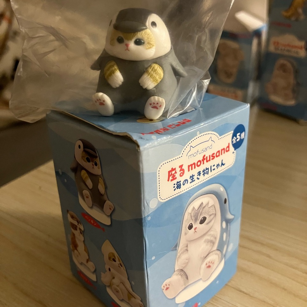 Mofusand Penguin Mini Figure